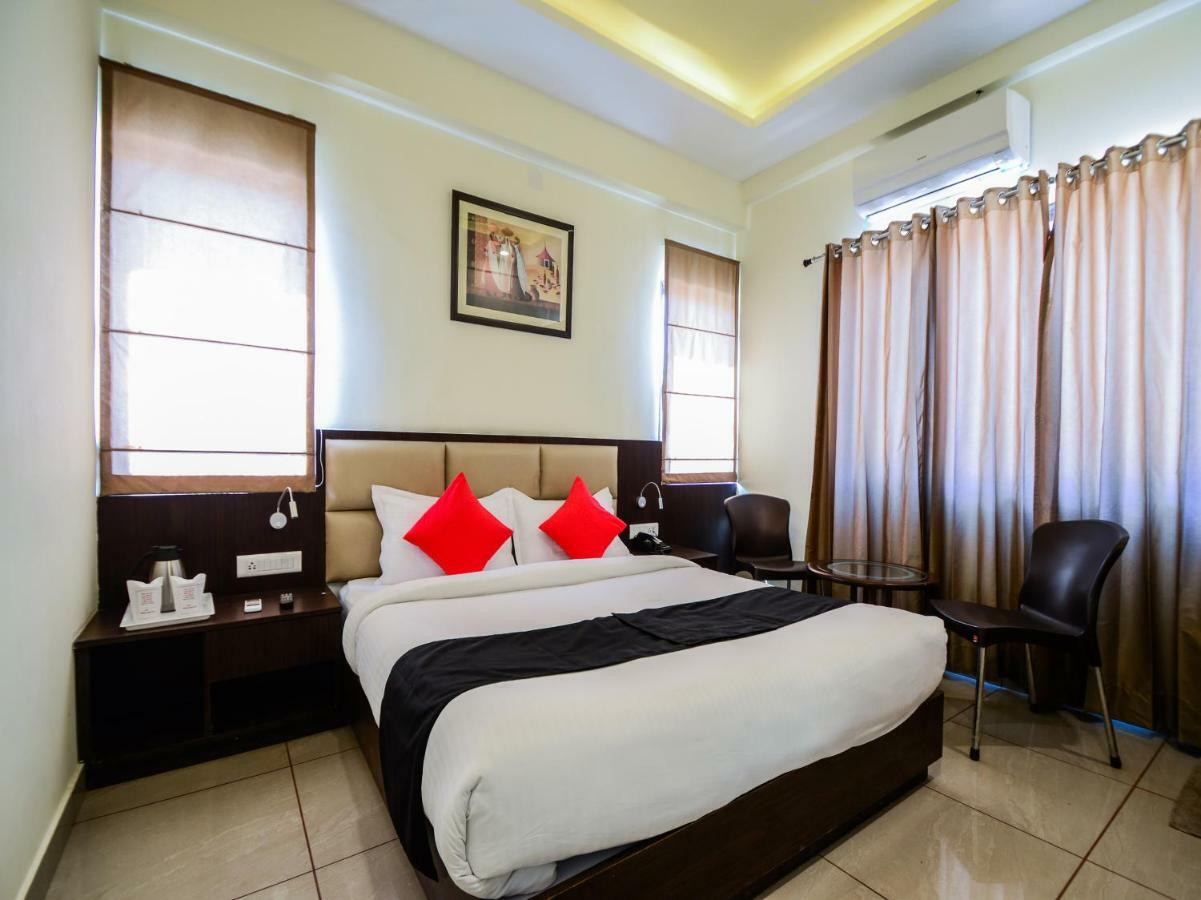 Capital O 35703 Hotel Sarovar Grand Udaipur Luaran gambar